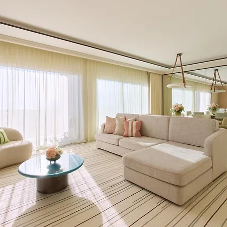 Don Carlos Szálloda Marbella