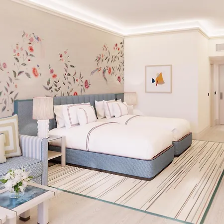 Don Carlos Hotel