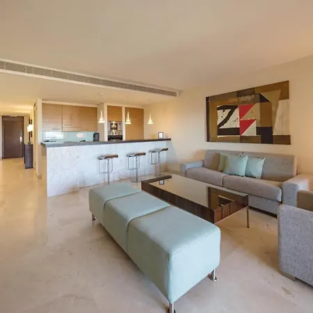 Hotel Don Carlos 5*